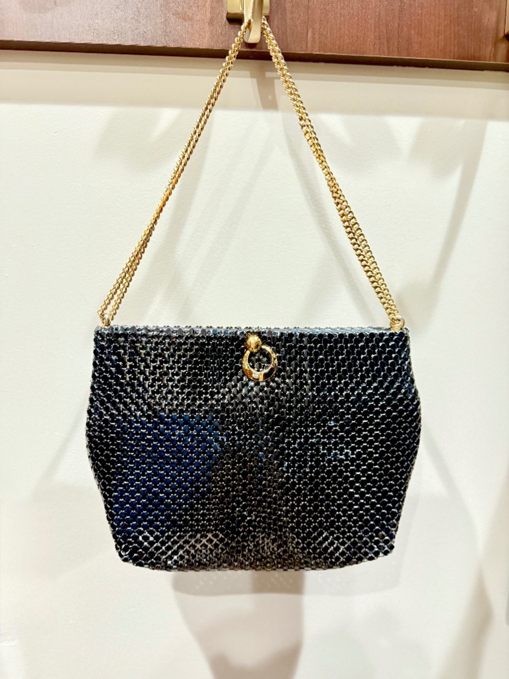 WHITING AND DAVIS VINTAGE HANDBAG, BLACK MESH